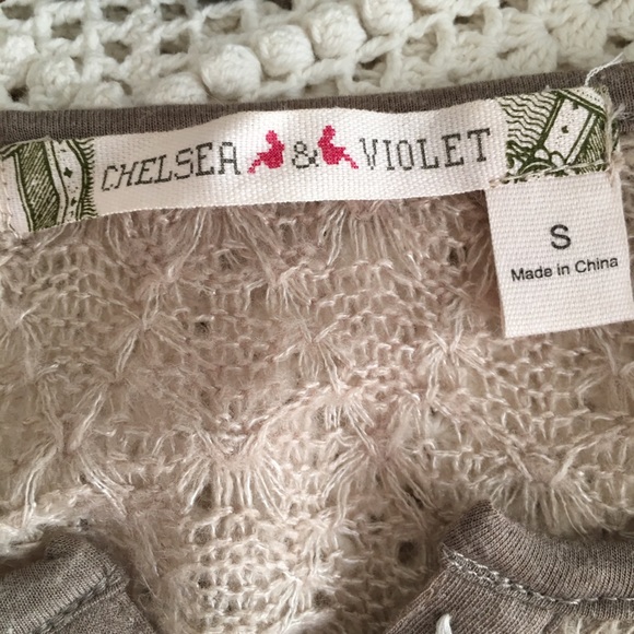 Chelsea & Violet sheer 2/4 sleeve sweater - Picture 5 of 6